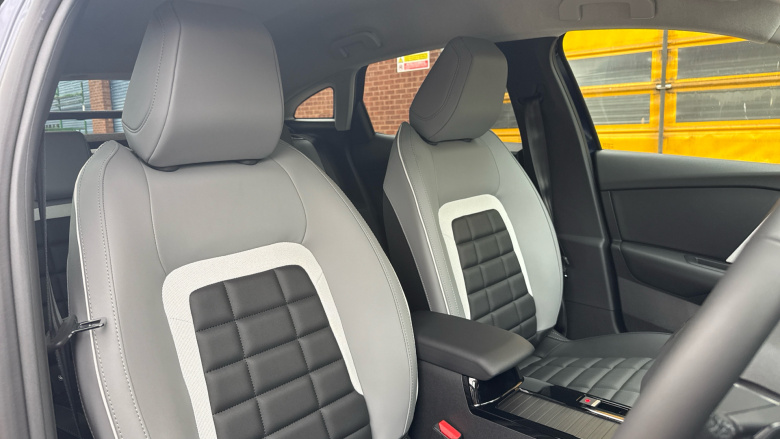 Citroen C4 1.2 [130] Max 5dr Auto Petrol Hatchback